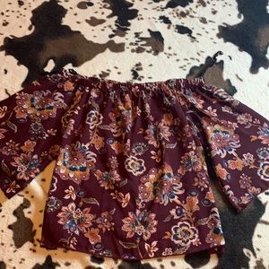 Ambiance shirt size small